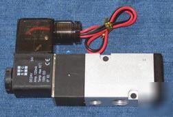 New stc 4 way pneumatic solenoid valve, 1/4