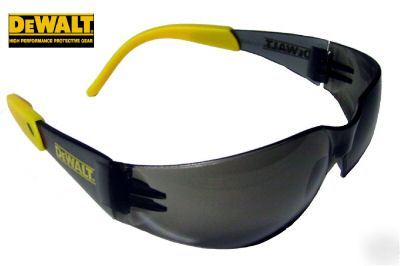 Dewalt smoke safety glasses protector