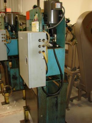 Denison multipress hydraulic punch press machine W3A