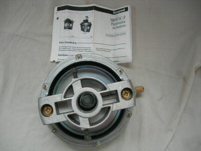 New honeywell pneumatic coil valve actuator, MP953C, 