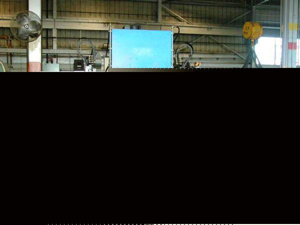 Hitachi-seiki VK55 twin spindle vertical machining cent