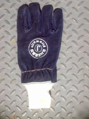 Shelby fire gloves, model number 5227, medium, nwt