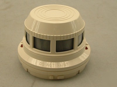 2-wire photoelectric smoke detector plug-in ss-2451