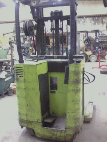 Clark NP300-40B 4000LB reach truck ee rated 24V