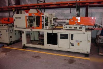 55 ton, 2.2 oz. niigata injection molding machine '94