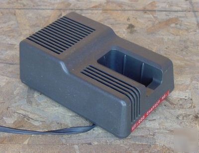 Motorola radio rapid charger NTN4635A for MT1000 P200