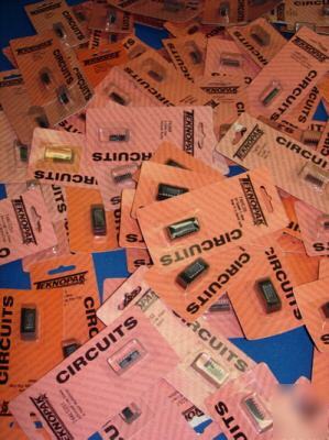 LOT9 over 350 pcs mix ttl and lsi ic's retail box