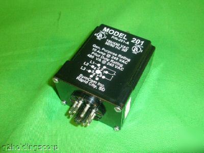 Motor saver 201A auto-ranging voltage monitor