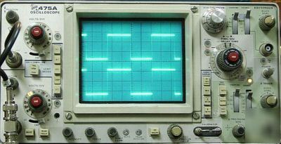 Tektronix 475A analog oscilloscope, calibrated