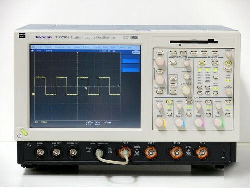 Tektronix TDS7054/3M o'scope, 4 ch. 500 mhz, color lcd
