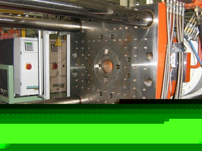 220 ton 16.5 oz kraus maffei injection molding machine 
