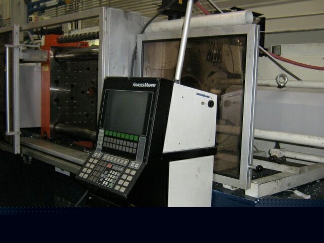 220 ton 16.5 oz kraus maffei injection molding machine 