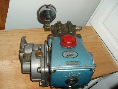 Cat 279 water pump pressure sprayer w/gear reduction 