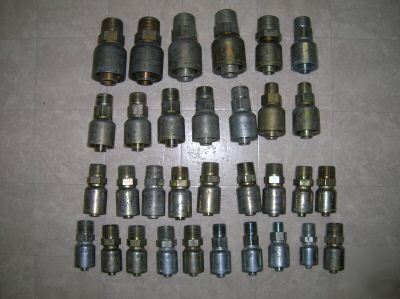 Lot of 32 parker hydraulic fittings. crimp. series 43 