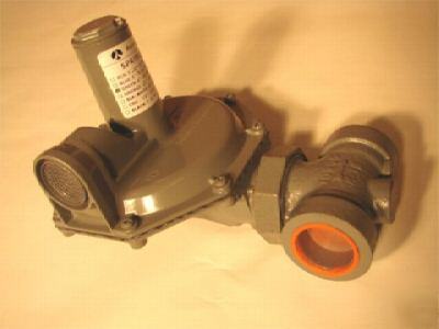 New rockwell equimeter gas service regulator 1-1/4