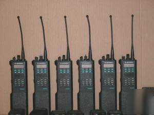 Lot(6) motorola astro saber iii 800 portable radios uhf