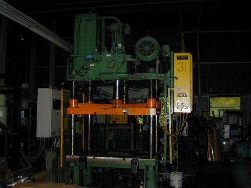 New birch 30 ton 4 post hydraulic trim press in 2000