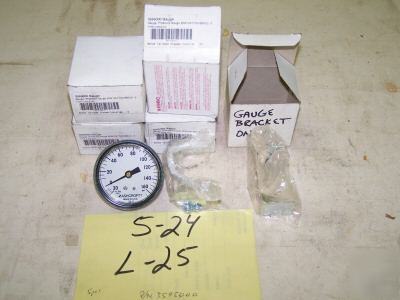 4 dresser ind pressure gauge and guage bracket