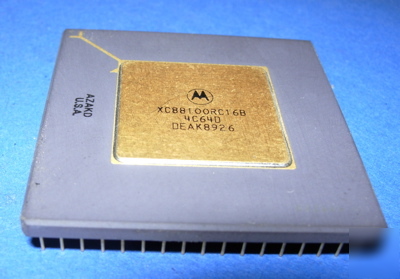 Cpu XC88100RC16B motorola vintage ic gold plcc