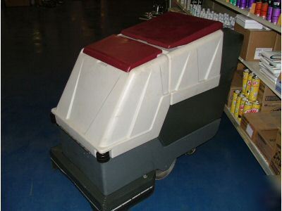 Minuteman 260 floor scrubber autoscrubber