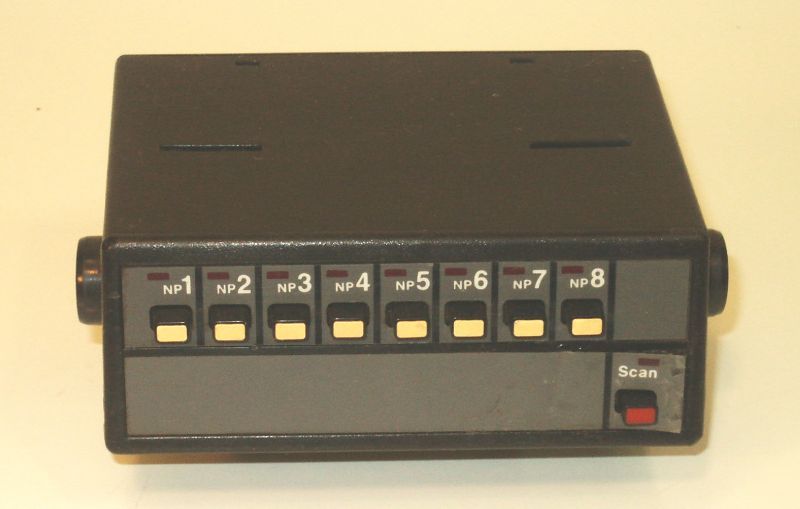 Motorola syntor x 8 channel scan control head