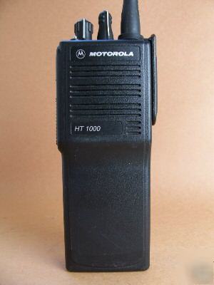 New mint motorola HT1000 vhf 16-ch radio w/ accessories