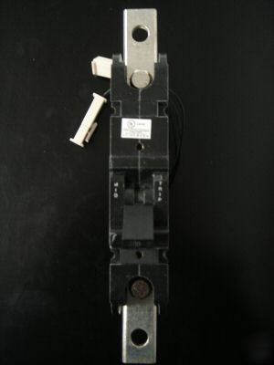 Heinemann 200A dc circuit breaker, GJ1P-Z120-8W