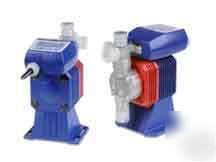 Iwaki EZB15D1-vc metering pump 1.0 gph pvc