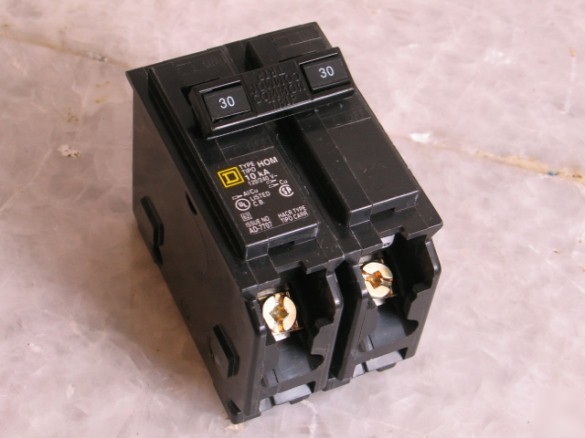 New homeline 2 pole 30A circuit breaker HOM230