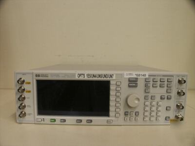 Hp E4433B 250KHZ to 4000 mhz digital rfsignal generator