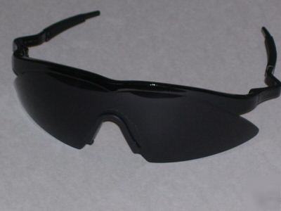 Nirtro safety glasses gray lens - black frame 